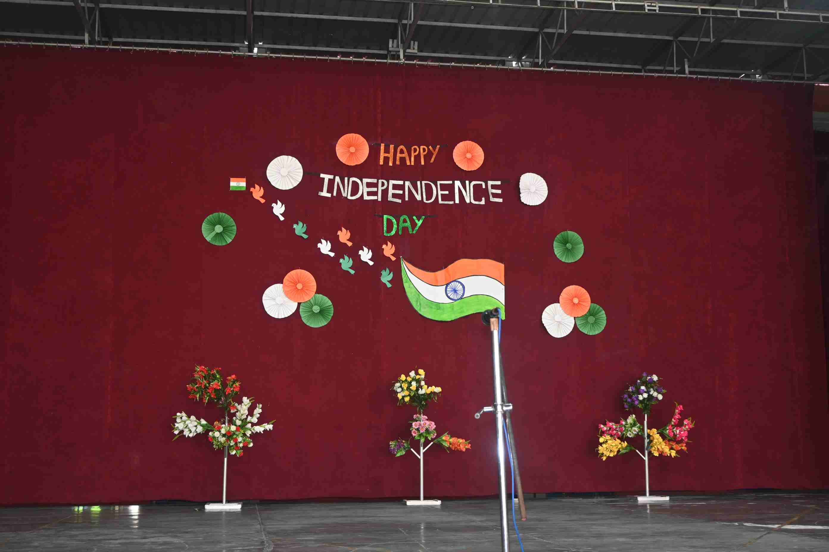 HAPPPY INDEPENDENCE DAY FOR CLASS-LKG TO 5TH -11