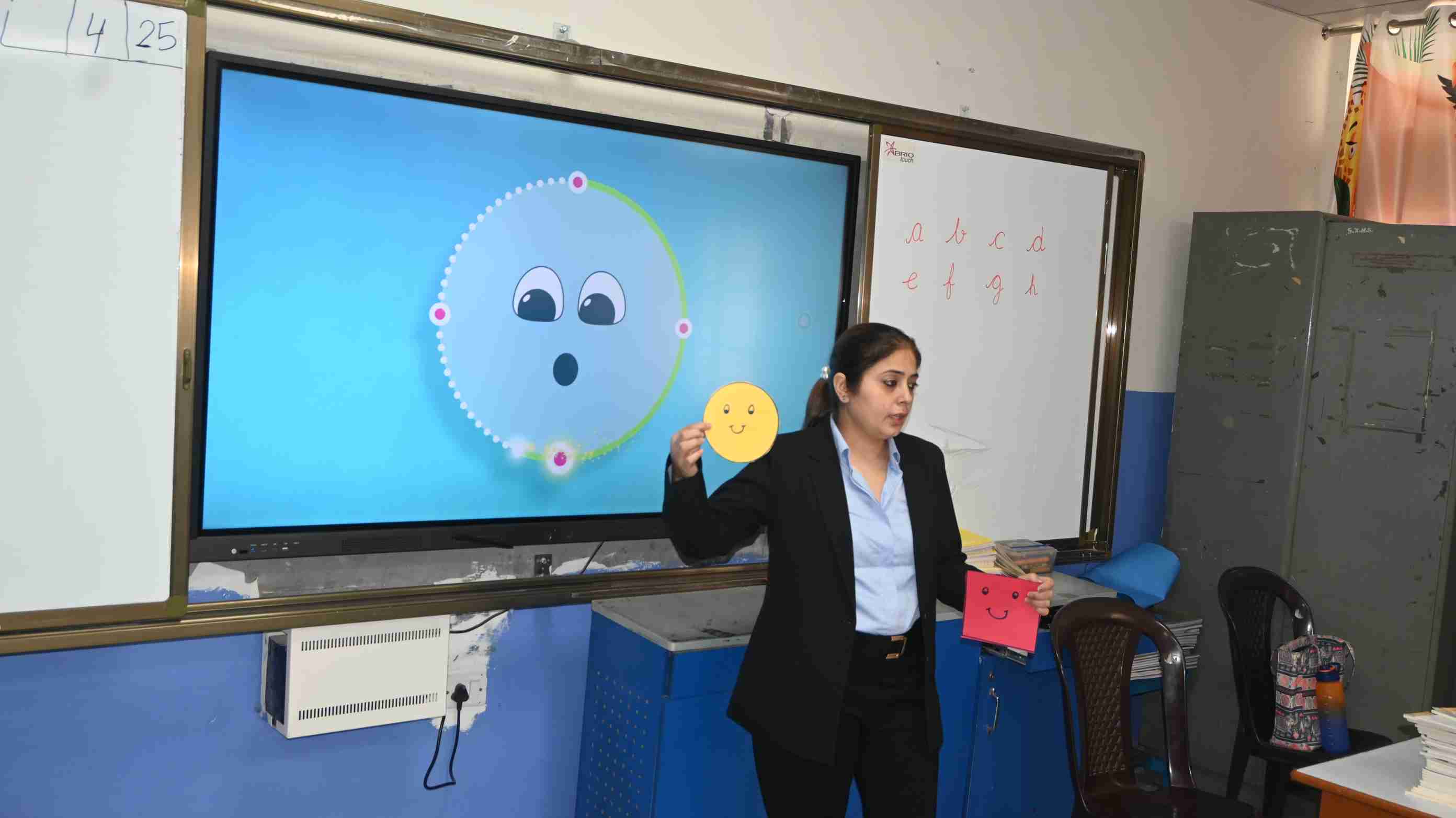  SHAPES ACTIVITY OF CLASS-UKG -9