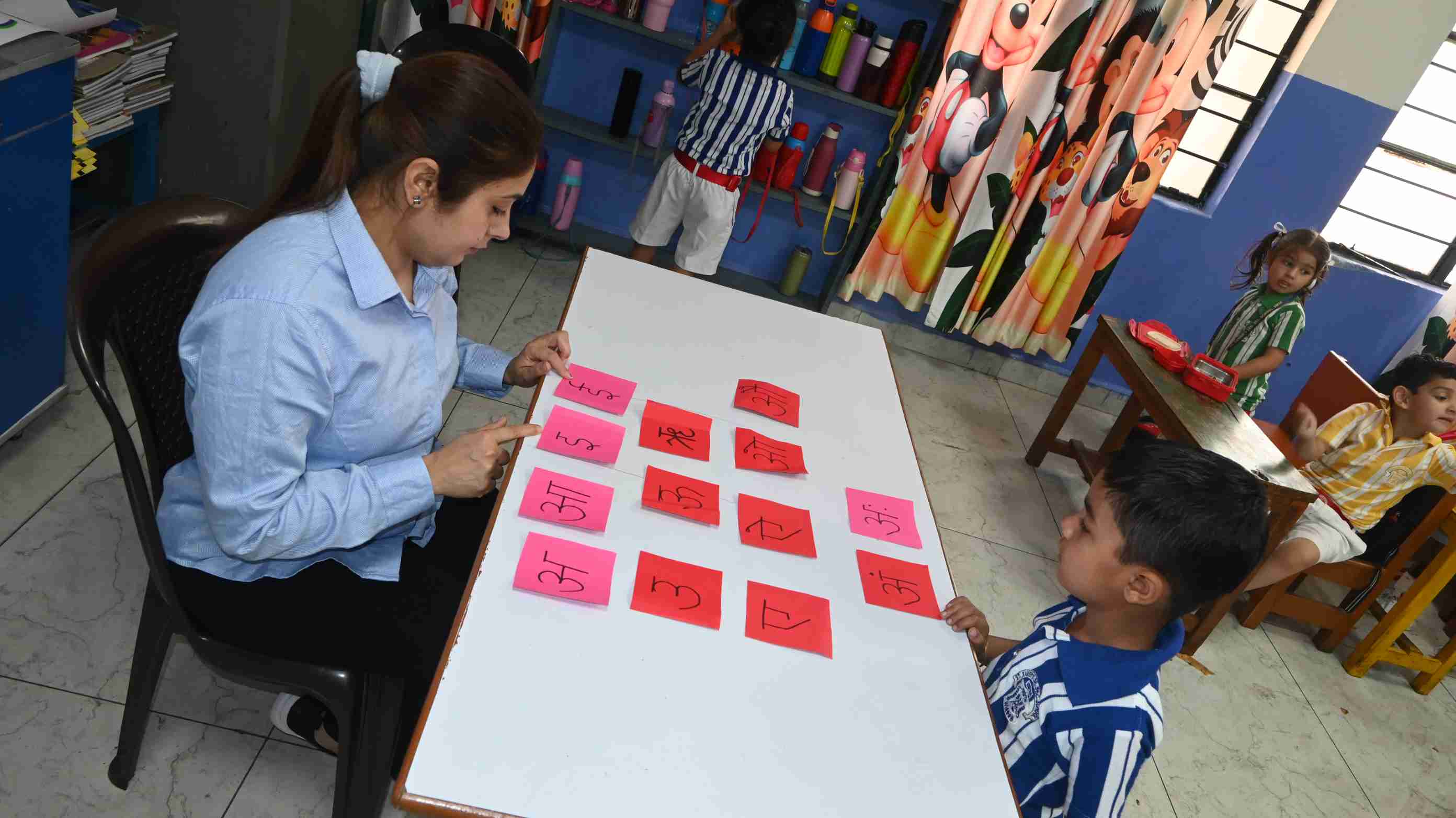 PAPER FOLDING & IDENTIFICATION SWAR & TARGET THE BOTTLES ACTIVITY FOR CLASS-UKG-8