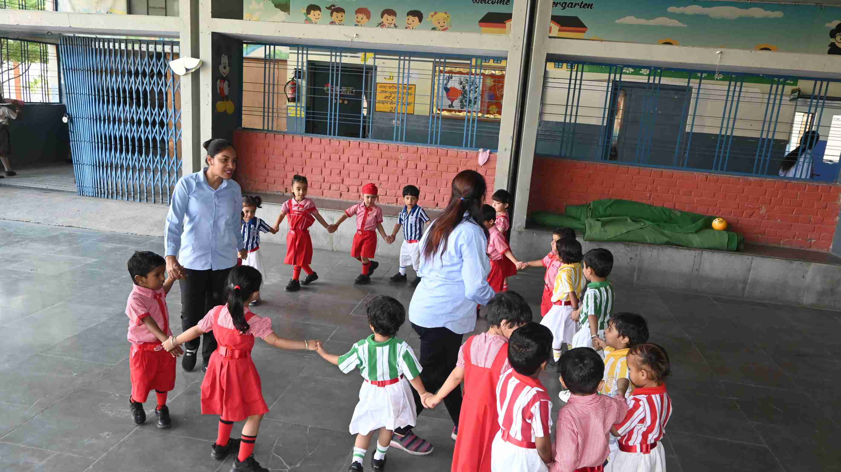 PASSING THE BALL & CRAFT ACTIVITY MAKING HUT WITH SHAPES FOR CLASS-NURSERY-6